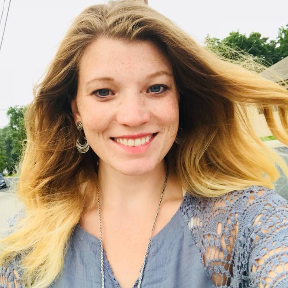 Meet your Posher, Carissa